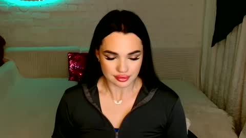 Snapshot of tasty_babyy chatting on March 10, 7:40 pm tasty_babyy online show from March 10, 7:40 pm