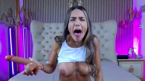 Snapshot of tastypatricia chatting on September 17, 7:12 am TastyPatricia online show from September 17, 7:12 am
