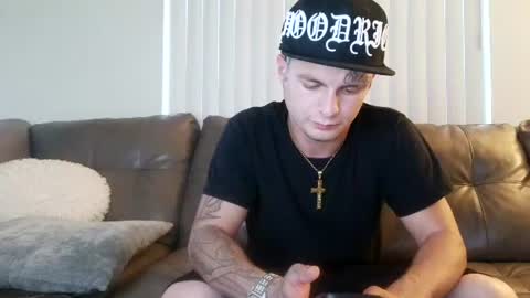 tattedblondec4 online show from July 16, 2:37 am