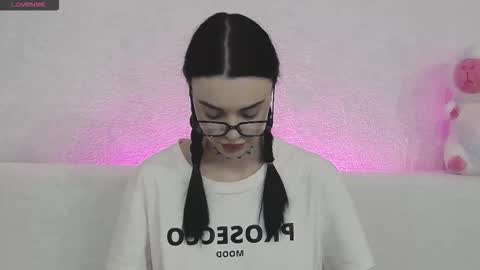 Taya online show from November 14, 6:21 pm