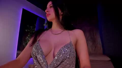 Taylor  Help me to get 100 thumbs up online show from February 11, 3:51 pm