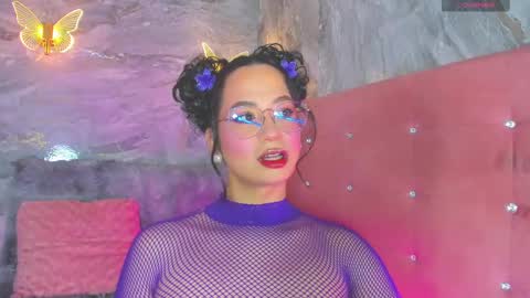 Taylor Sanz online show from September 17, 2:04 am