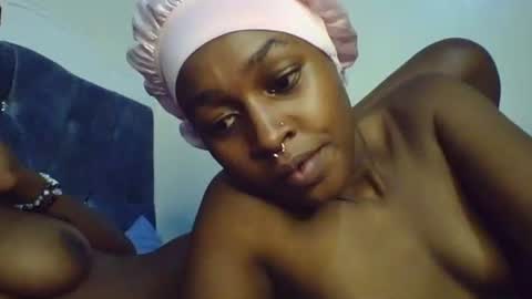 taylor_swift09 online show from February 19, 9:58 pm