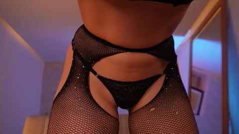 taylormichell online show from March 3, 7:54 pm