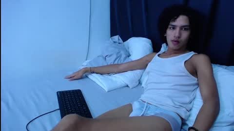 Snapshot of tayronx33 chatting on September 28, 7:56 pm Tayron online show from September 28, 7:56 pm