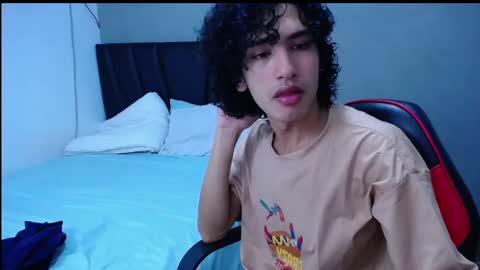 Snapshot of tayronx33 chatting on October 10, 7:30 pm Tayron online show from October 10, 7:30 pm