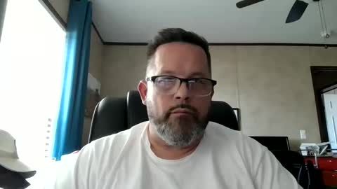 tdhawk87 online show from February 24, 9:40 pm