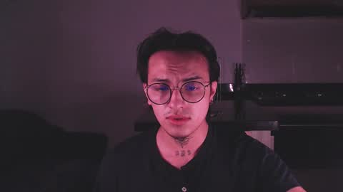 Teo independent model online show from March 3, 2:58 am