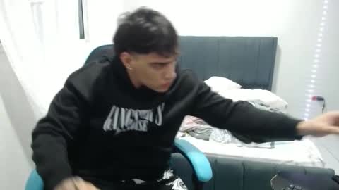 team23hot0 online show from September 27, 6:33 am