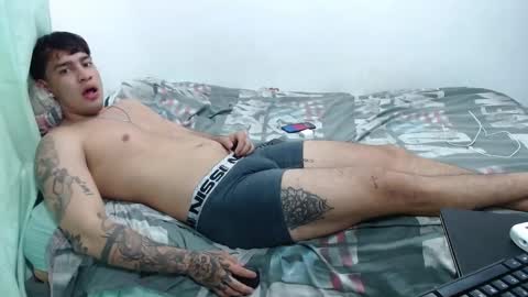 team23hot0 online show from February 6, 2:55 am