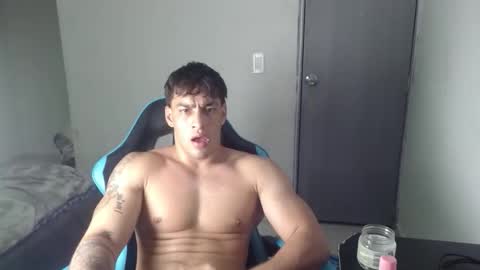 team23hot0 online show from November 29, 4:42 am