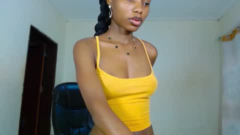 queen online show from October 12, 12:09 pm