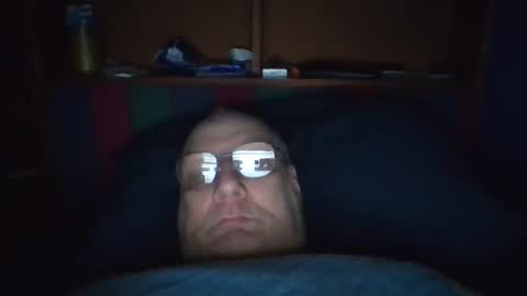 Snapshot of tebb61 chatting on October 25, 6:57 am Mark online show from October 25, 6:57 am