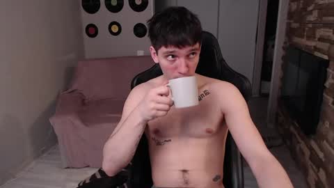 Teddy online show from April 15, 3:26 pm