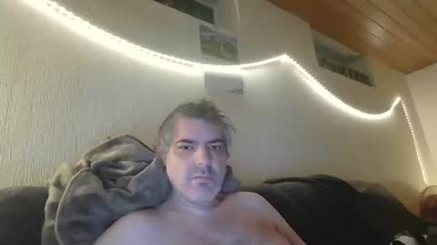 Peter online show from November 30, 6:04 pm