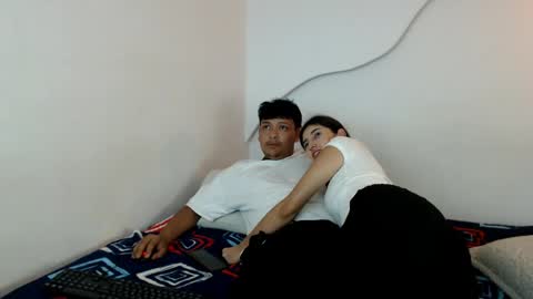 tefanny_and_alexbf online show from April 21, 11:45 pm