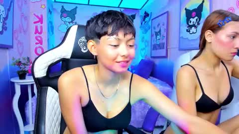 Snapshot of tefi_meow chatting on September 28, 12:47 pm Stefani  online show from September 28, 12:47 pm
