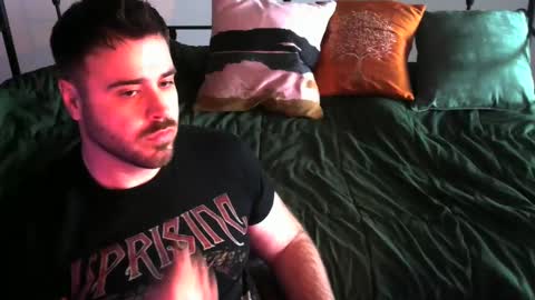 Snapshot of tehvillain chatting on February 10, 9:36 pm tehvillain online show from February 10, 9:36 pm