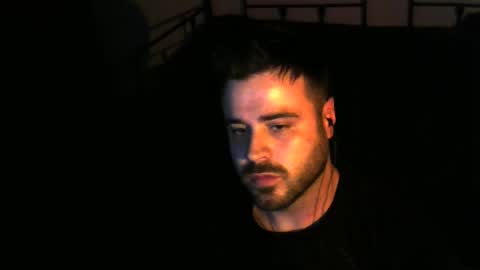 Snapshot of tehvillain chatting on January 27, 1:16 am tehvillain online show from January 27, 1:16 am