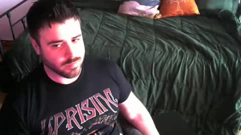 Snapshot of tehvillain chatting on February 8, 8:21 pm tehvillain online show from February 8, 8:21 pm