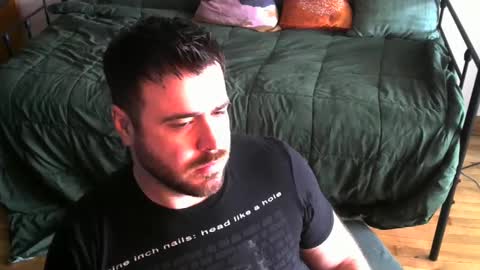 Snapshot of tehvillain chatting on February 6, 5:51 pm tehvillain online show from February 6, 5:51 pm