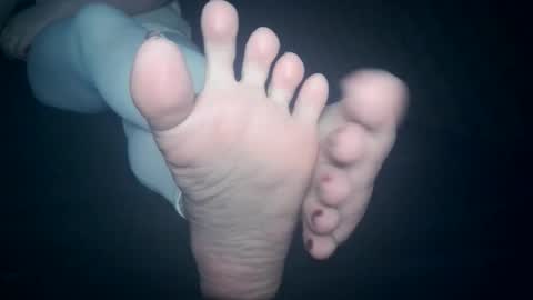 Viv West online show from November 12, 4:26 am