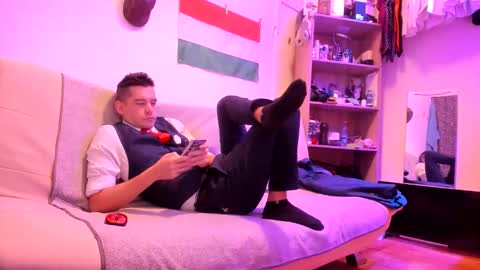 Virg Lszl online show from December 16, 5:58 am