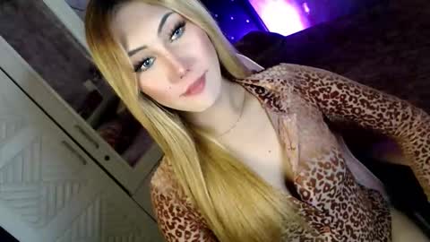 Im Dianna DONT FORGET TO FOLLOW ME   online show from September 12, 11:34 am