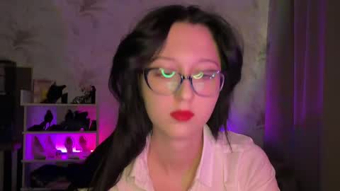 temptingvision online show from May 6, 9:48 am