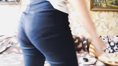 Ada  online show from November 13, 9:12 am