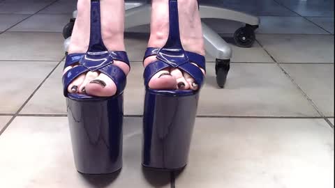 teninchheels online show from January 19, 12:50 pm