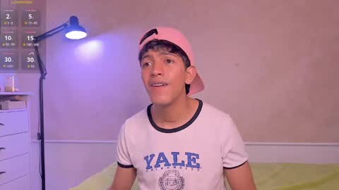 teo browny online show from April 17, 10:56 pm