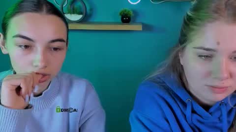 Snapshot of tereza_moon chatting on October 22, 3:24 pm Youre Tereza online show from October 22, 3:24 pm