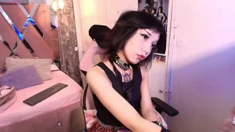 Terra Elowen online show from September 24, 11:39 am