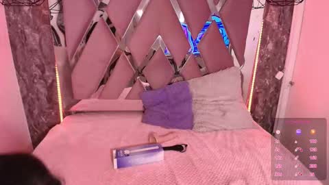 Terra Elowen online show from October 23, 11:55 am