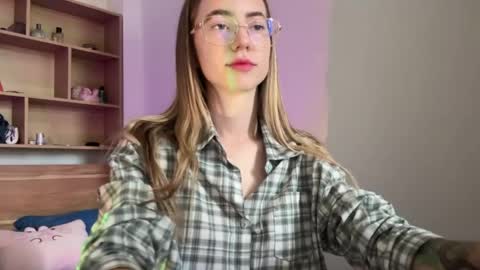 tessa_calmness online show from April 20, 2:47 am