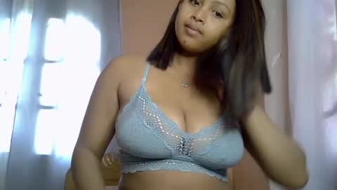 tessmia online show from July 21, 7:32 am