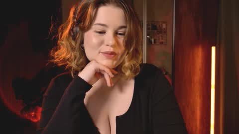 tesspleasuree online show from February 5, 8:34 pm