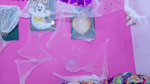 Snapshot of testingdaddyy chatting on October 9, 2:44 pm  Madisson  online show from October 9, 2:44 pm