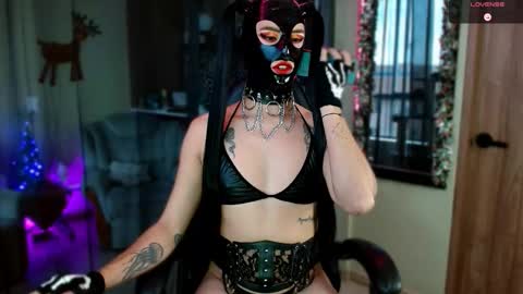 teven online show from December 17, 9:32 pm