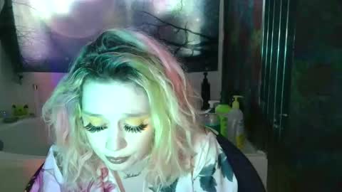 TEXASGIRLLLL online show from May 28, 2:04 pm