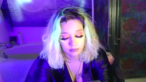 TEXASGIRLLLL online show from May 26, 1:50 pm