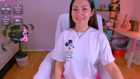 Teylor Fly online show from March 19, 8:20 am