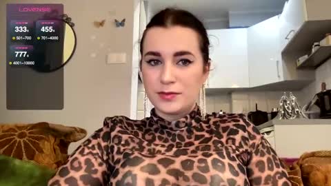 Teylor online show from December 20, 1:11 pm