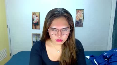 tgirlselena online show from September 16, 3:48 pm