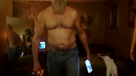 Snapshot of tha_commander69 chatting on December 13, 5:10 pm tha Commander69 online show from December 13, 5:10 pm