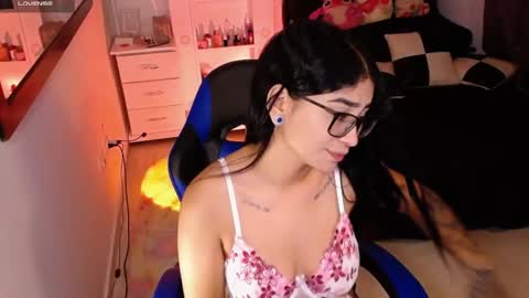 thalia  online show from September 20, 5:49 pm