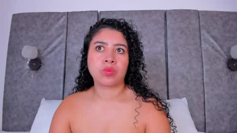 thara webstter online show from April 13, 11:36 am