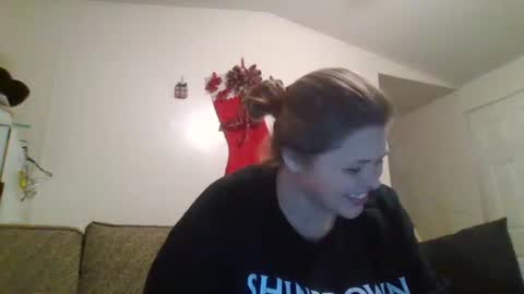 that girl online show from December 20, 11:55 pm