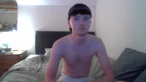 thaty0ungtwink online show from July 28, 9:25 pm
